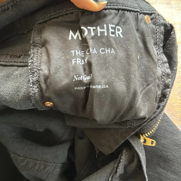 Mother black denim frayed edge shorts cha cha fray in not guilty wash size 27 - Picture 10 of 12